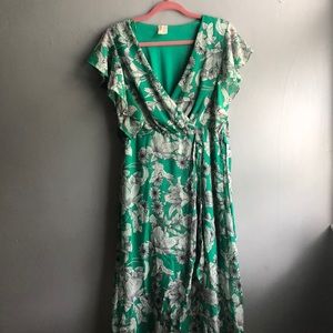Beautiful green long maxi floral dress